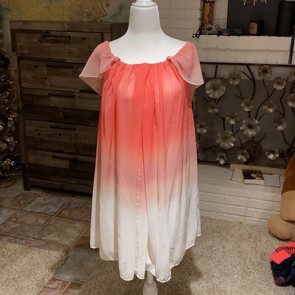 Dress - Picture 2 of 4